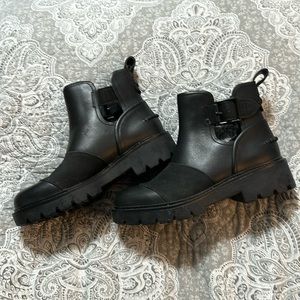 Ugg ankle boots